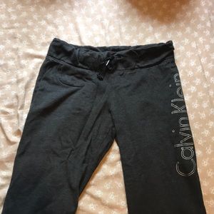 CalvinKlein 6/8 sweatpants